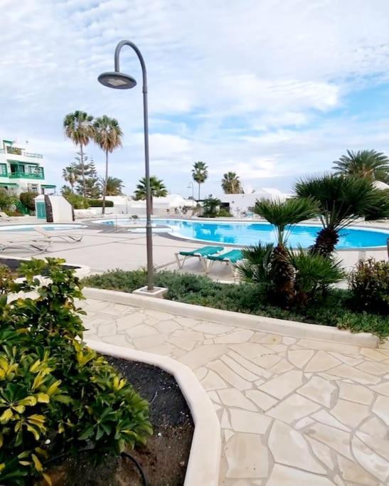 Playa Bastian First Line Of The Sea Costa Teguise Exterior foto