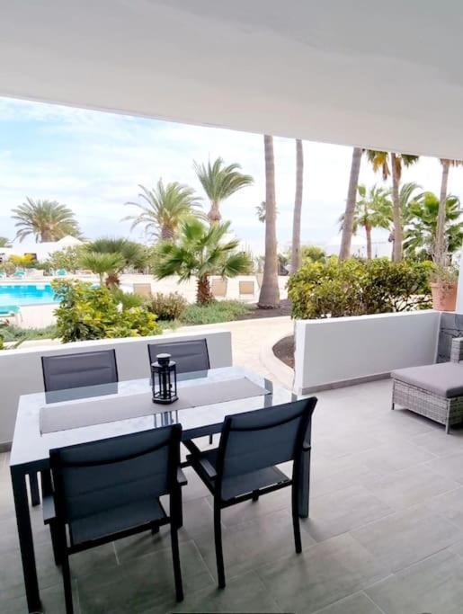 Playa Bastian First Line Of The Sea Costa Teguise Exterior foto
