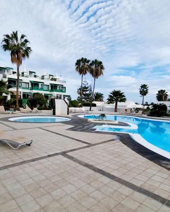 Playa Bastian First Line Of The Sea Costa Teguise Exterior foto